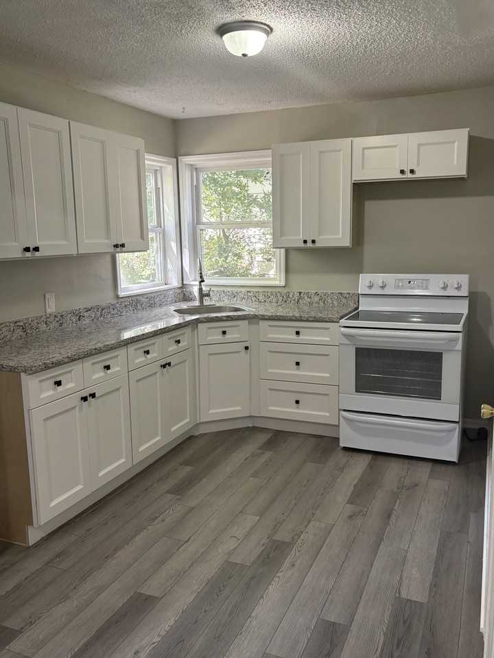 4324 N Garrison Pl #1 - Photo 3 of 16