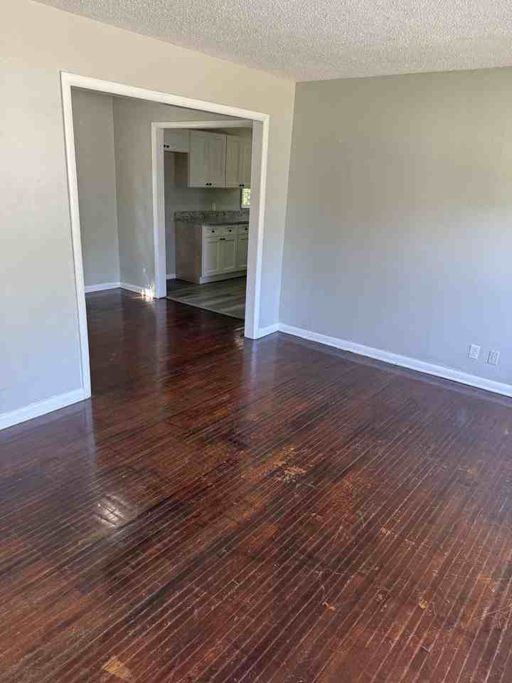 4324 N Garrison Pl #1 - Photo 5 of 16