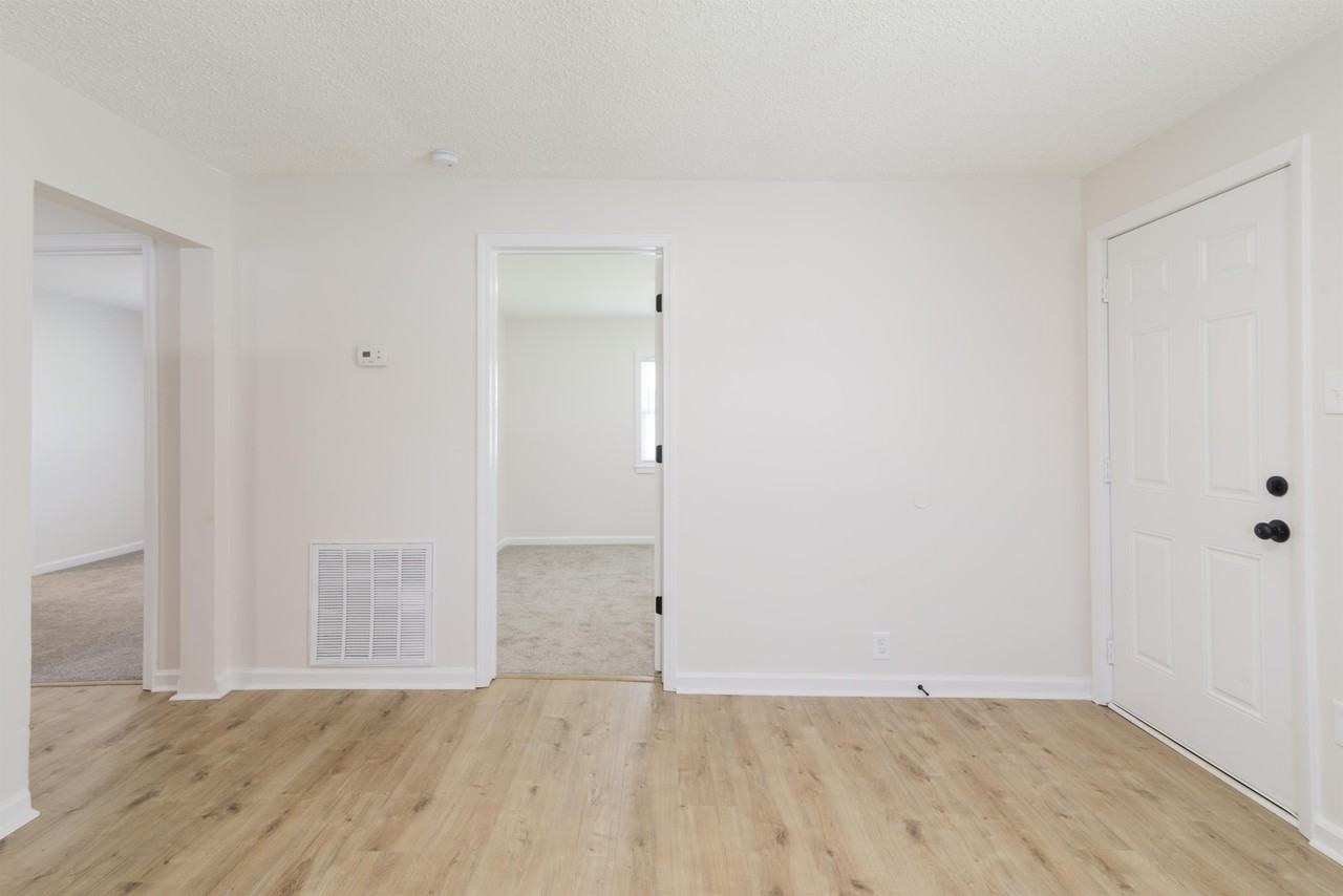 907 Baker Blvd #1 - Photo 2 of 23