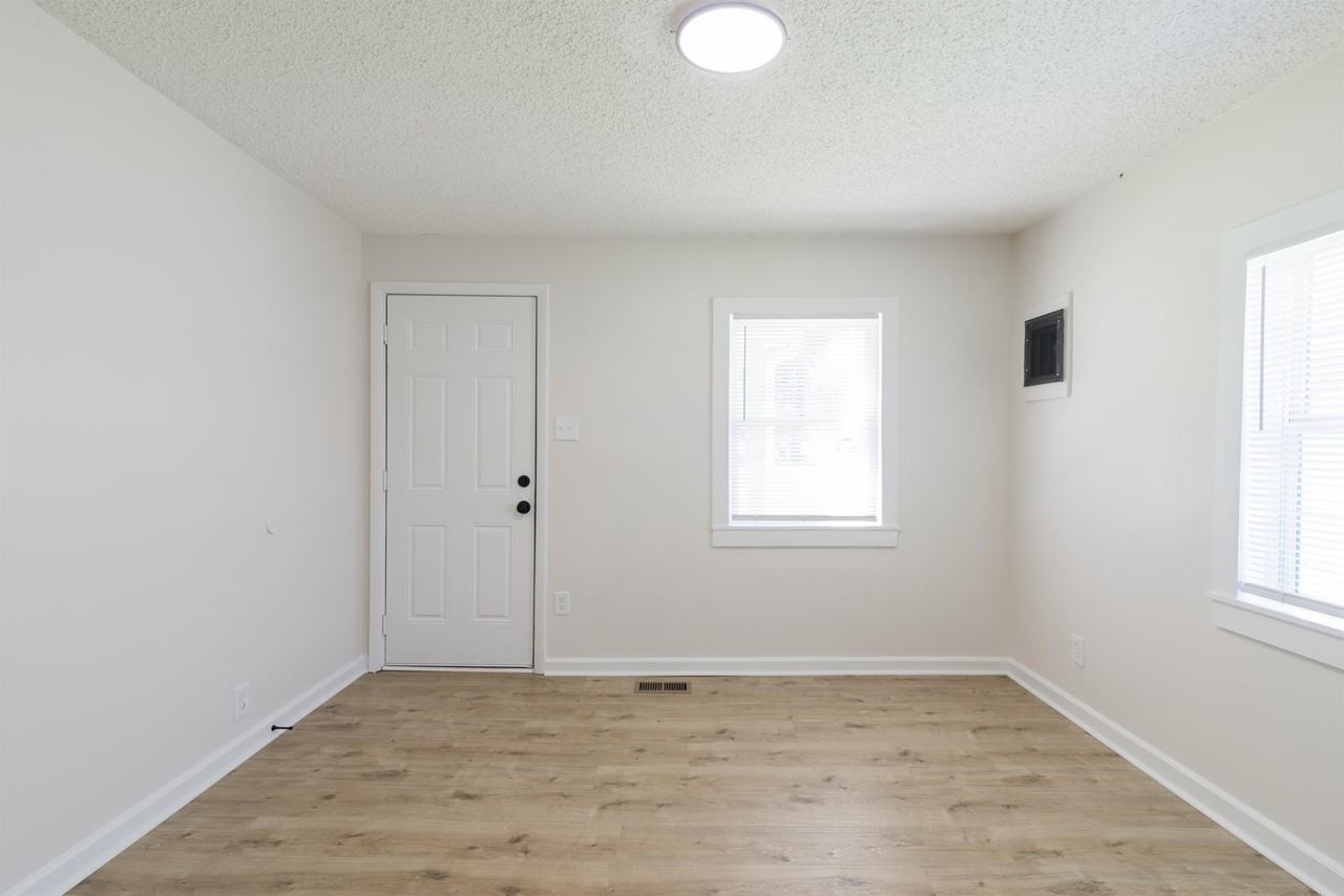 907 Baker Blvd #1 - Photo 3 of 23
