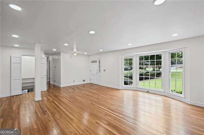 6160 River Shore Pkwy - Photo 7 of 45