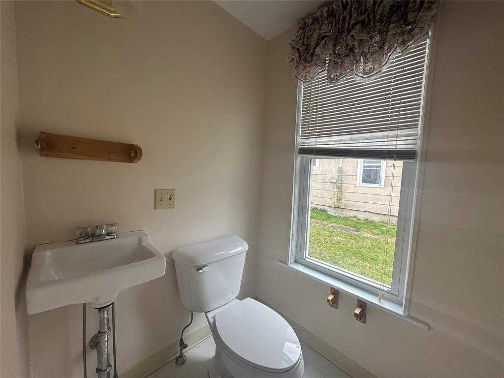 17 Mitchell Ave #1 - Photo 4 of 14