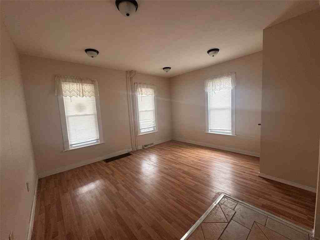 17 Mitchell Ave #1 - Photo 7 of 14