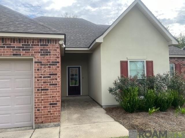 17104 Richmond Dr - Photo 2 of 23