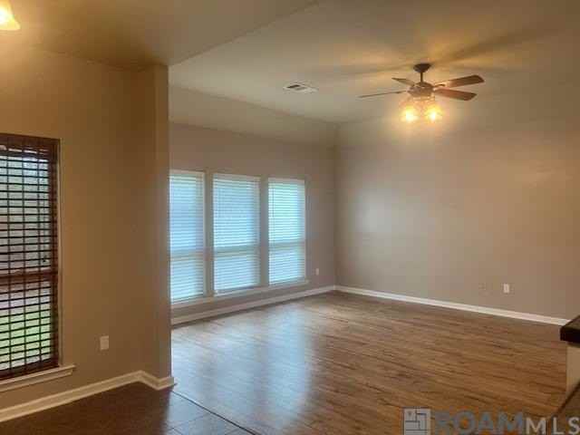 17104 Richmond Dr - Photo 6 of 23