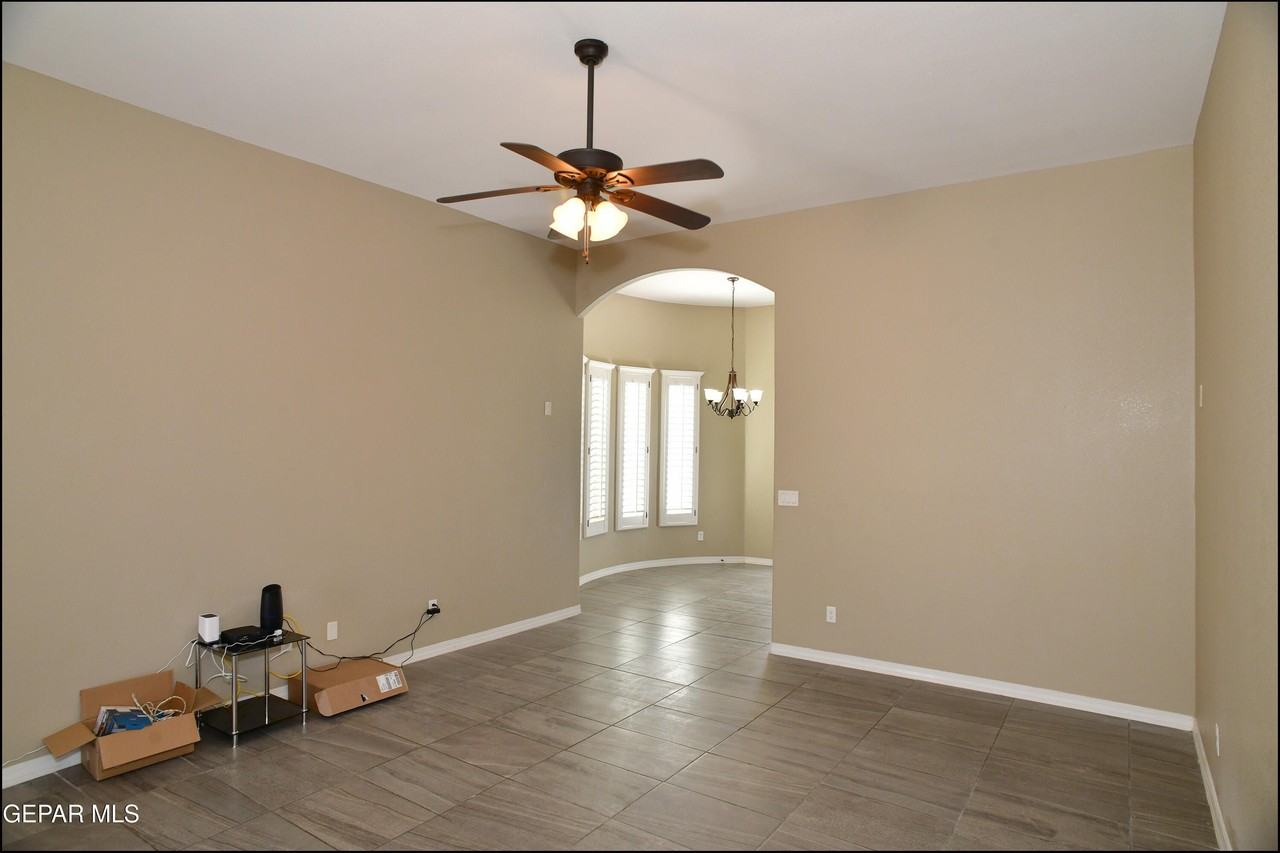 14836 Ted Banks Ave - Photo 6 of 40