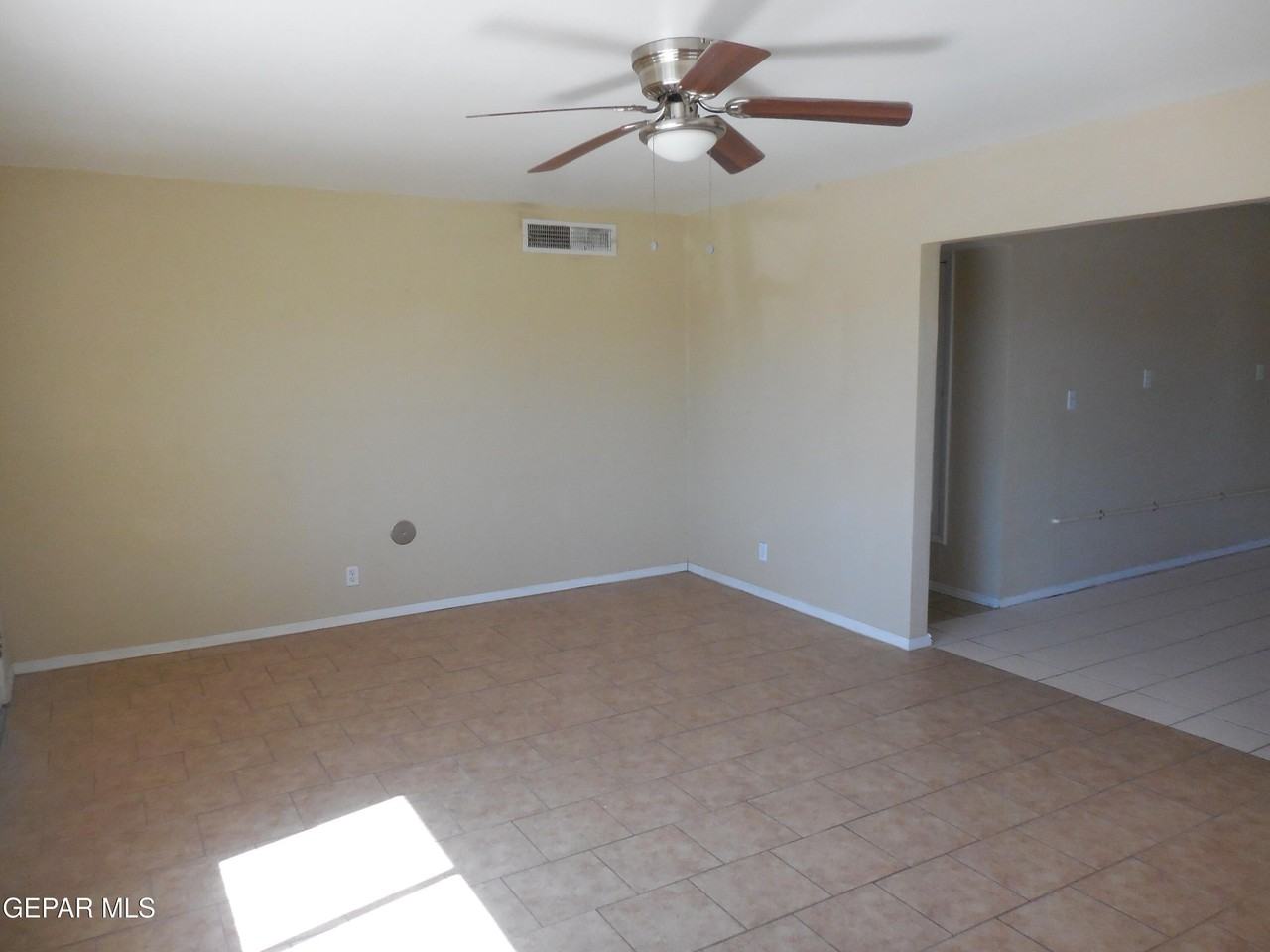 9229 Carranza Dr - Photo 5 of 29