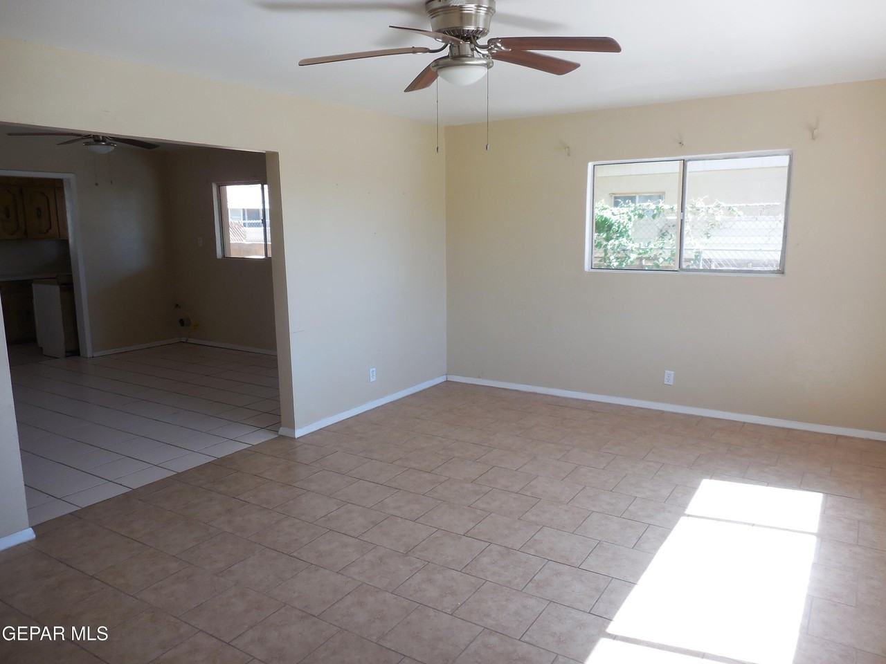 9229 Carranza Dr - Photo 6 of 29