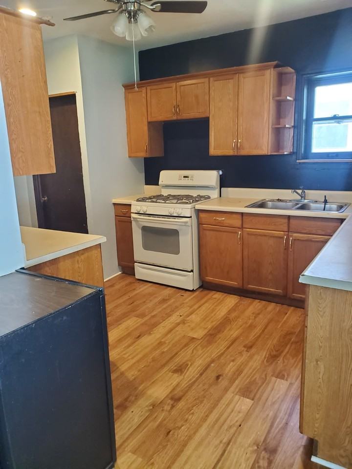 2036 Mansfield Rd #1 - Photo 2 of 16