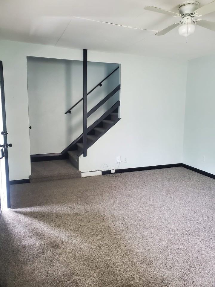 2036 Mansfield Rd #1 - Photo 6 of 16