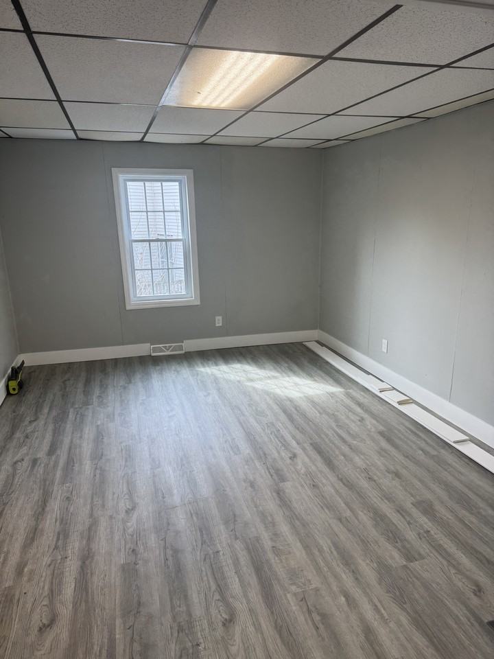 277 N Franklin St #1 - Photo 6 of 13