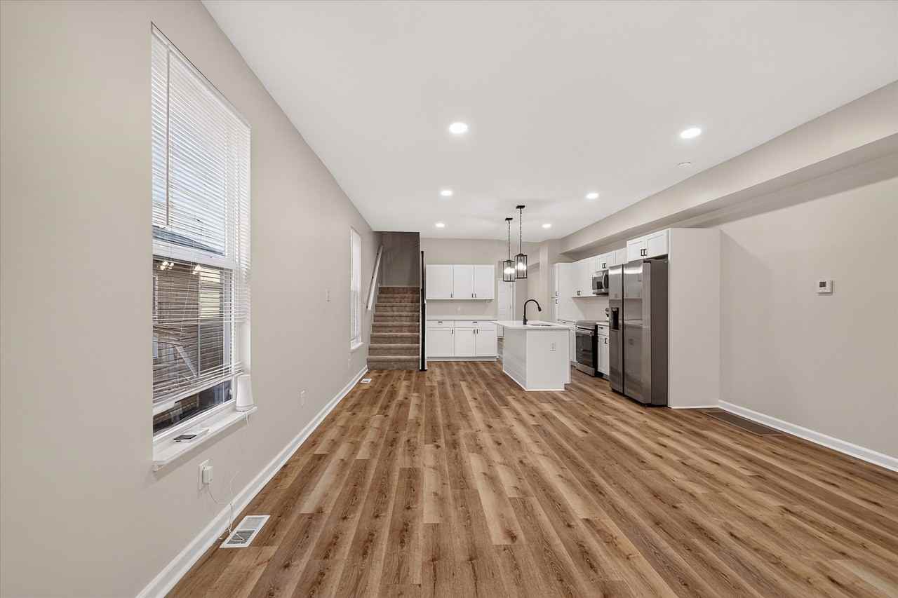 2826 N Park Ave #1 - Photo 5 of 24