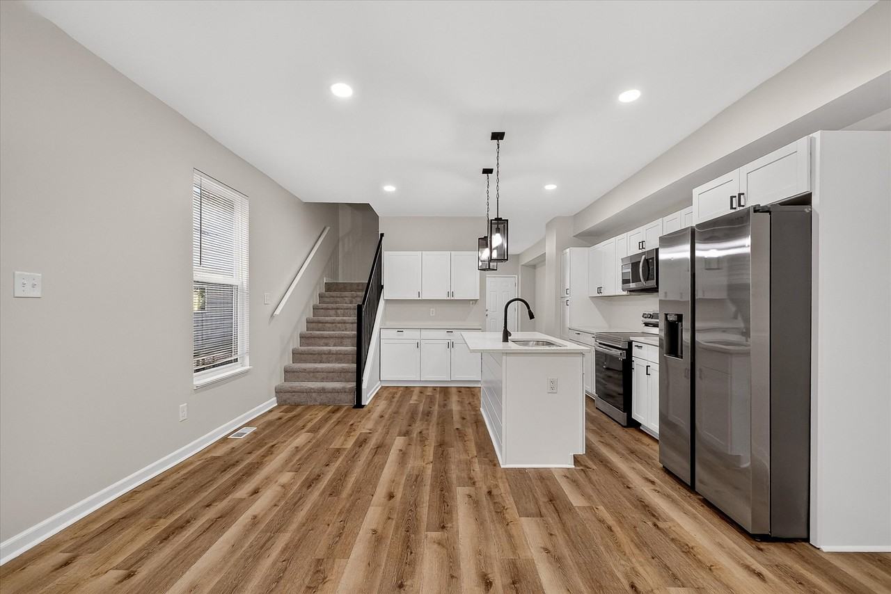 2826 N Park Ave #1 - Photo 7 of 24