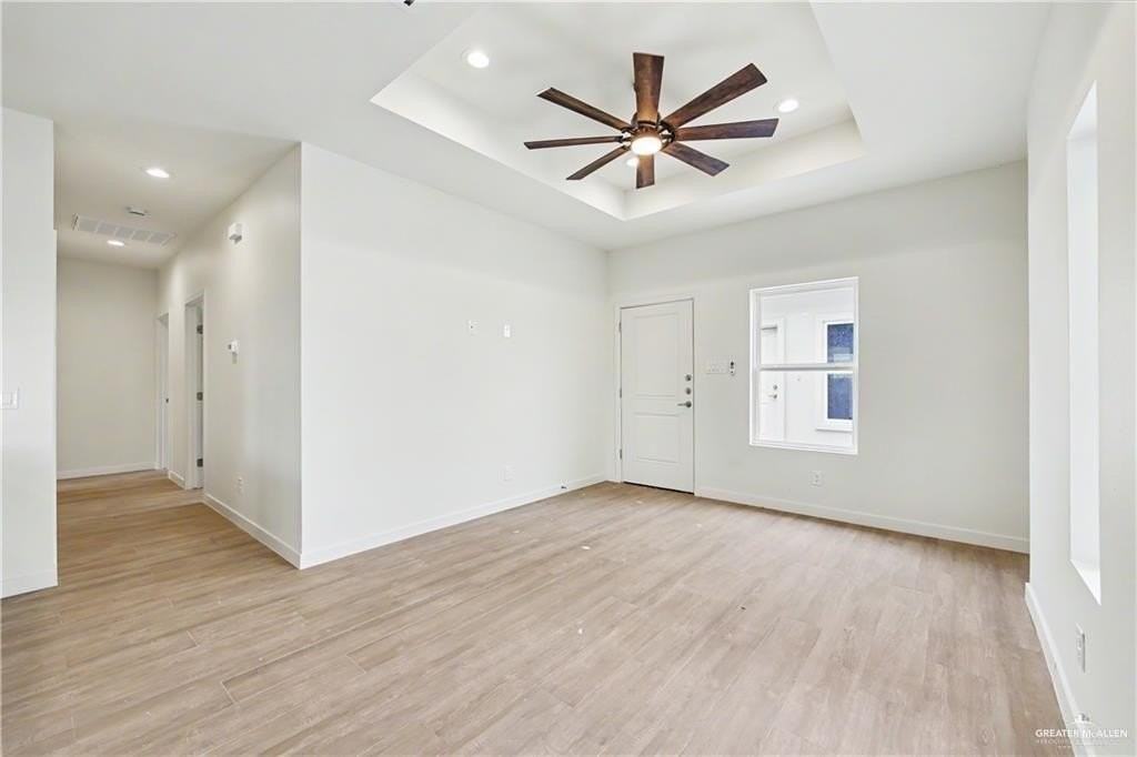 Ozark Ave #4 - Photo 7 of 13