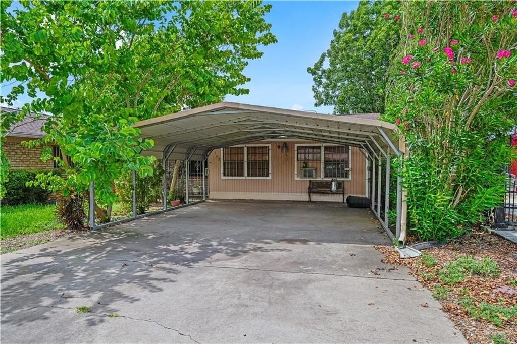 302 Rose Marie St - Photo 2 of 15