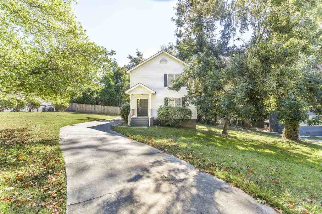 837 Parkview Ct #1 - Photo 4 of 33