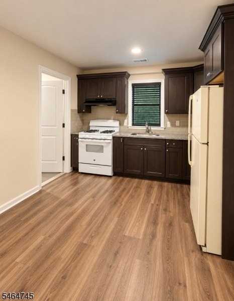 72 Haskell Ave #2 - Photo 3 of 5