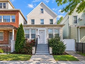 643 S Park St - Photo 1 of 1