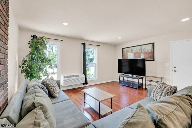 15 Forest St #8 - Photo 7 of 31