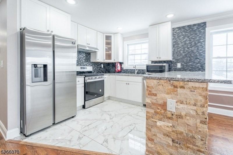 41 Jacob St #2 - Photo 2 of 14
