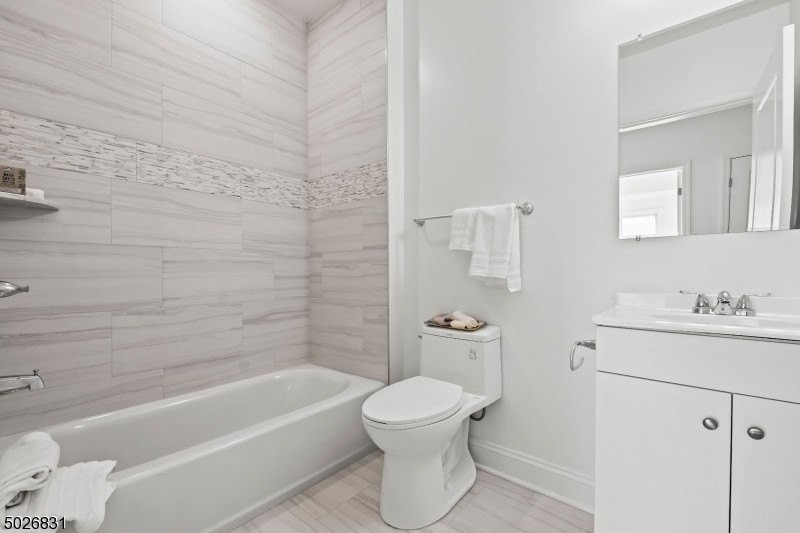 85 4th Ave Unit 2a - Photo 6 of 19