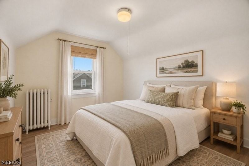 275 Greylock Pkwy - Photo 7 of 12