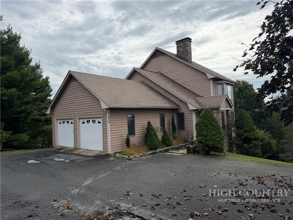 234 Cezanne Dr - Photo 2 of 16