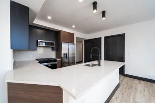 251 14th St #201 - Photo 1 of 1