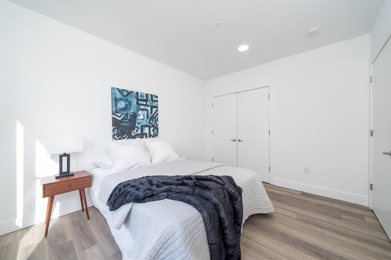 1410 Palisade Ave #610 - Photo 4 of 9