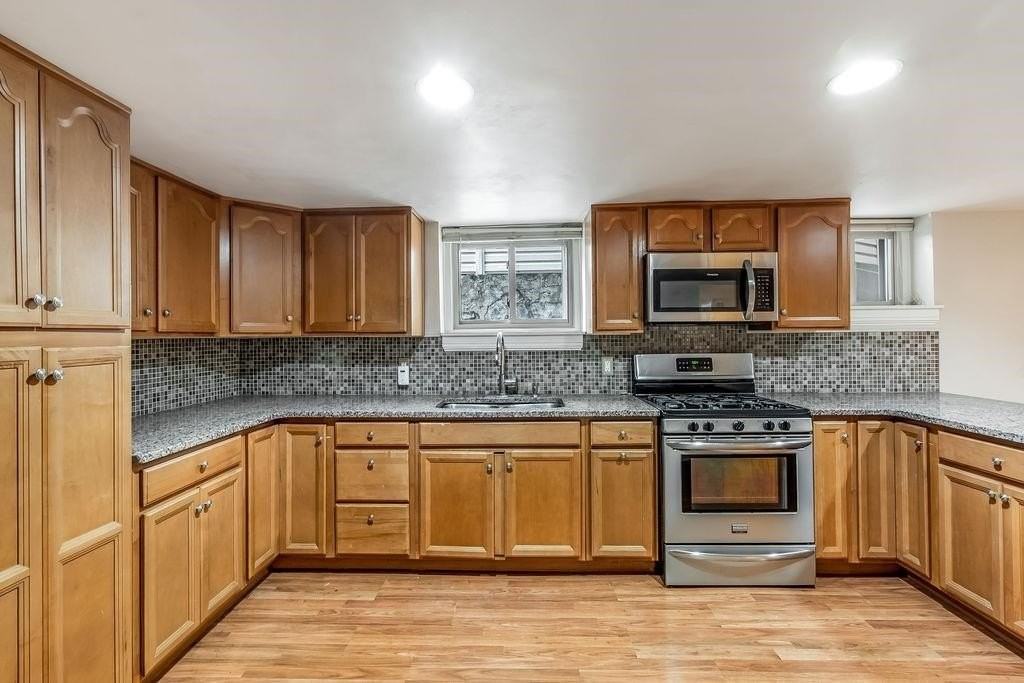 26 Carlton Ave #3 - Photo 2 of 21