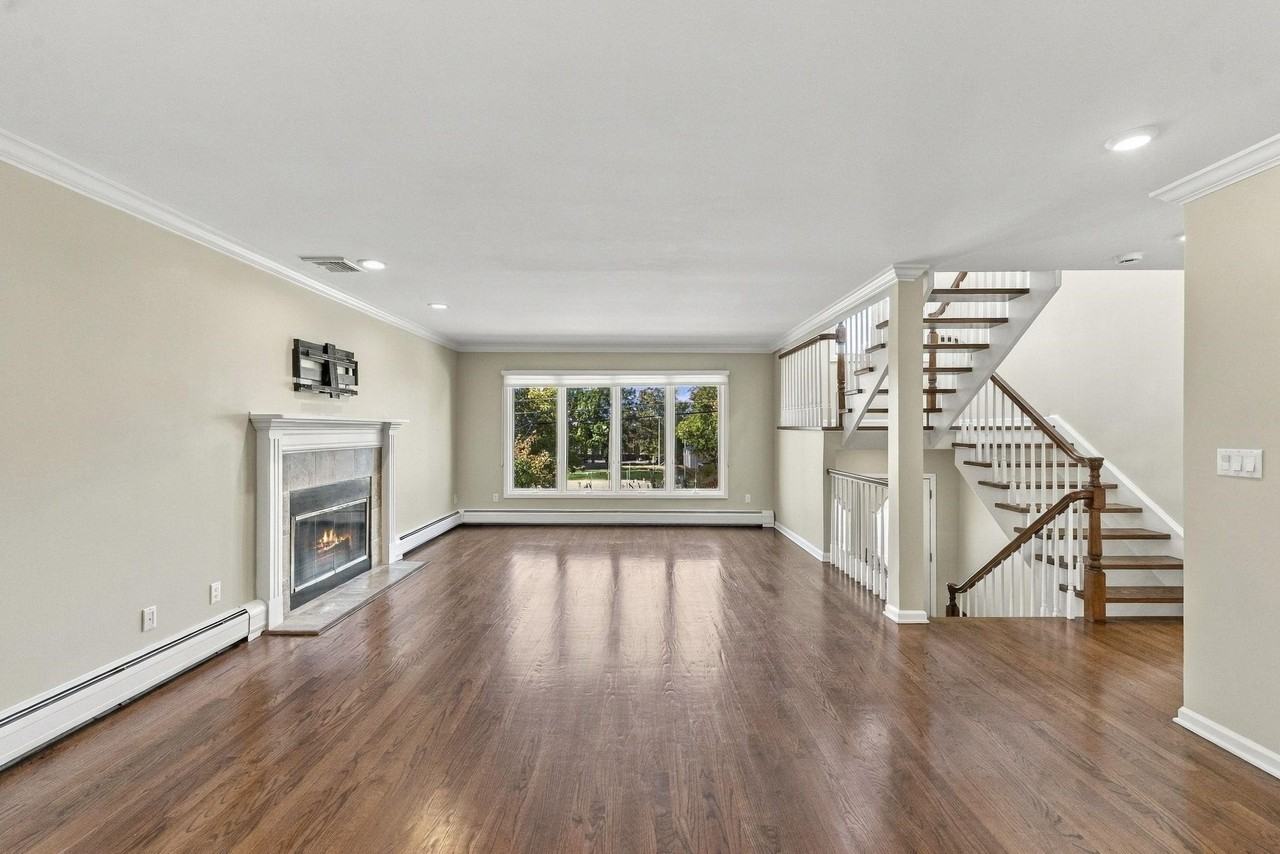 456 Glen Ave #A - Photo 4 of 23