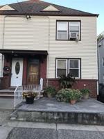 featured image of 18 Kelly Pkwy #1