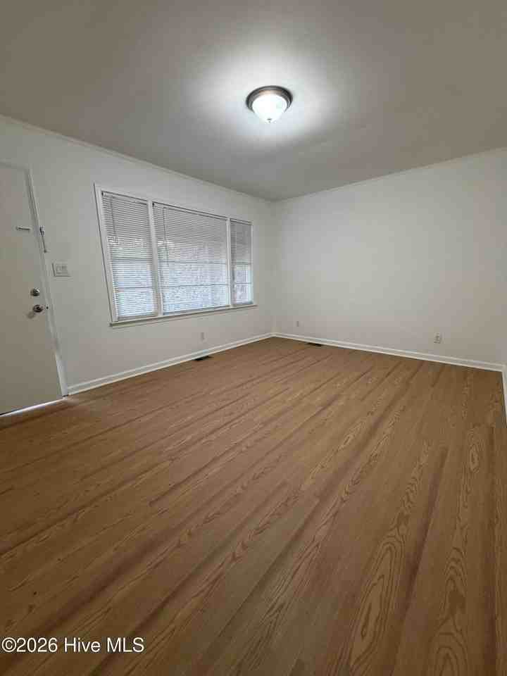 4333 Columbia Rd - Photo 4 of 23