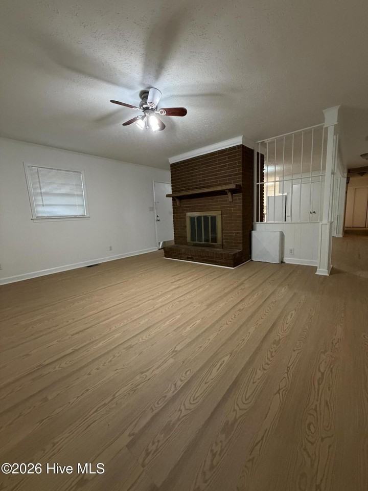 4333 Columbia Rd - Photo 6 of 23