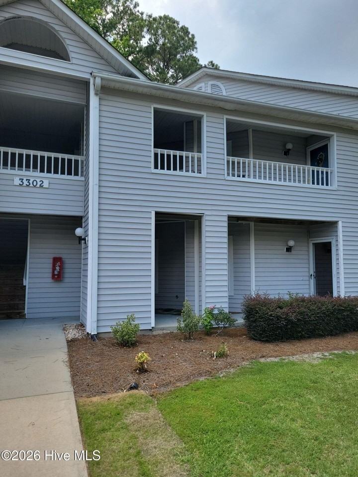 3302 Mulberry Ln #D - Photo 2 of 31