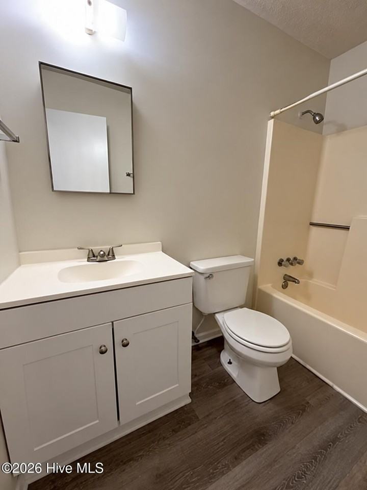 102 Easy St - Photo 7 of 14
