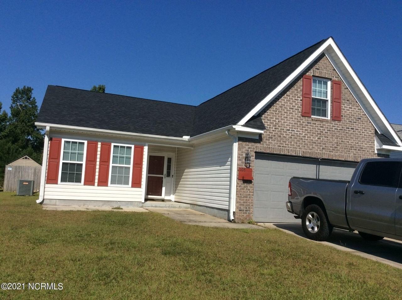 105 Lakeside Green Dr - Photo 3 of 32