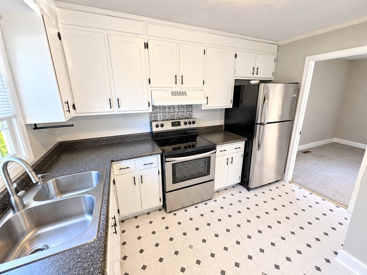 703 Setliff Pl #1 - Photo 7 of 26