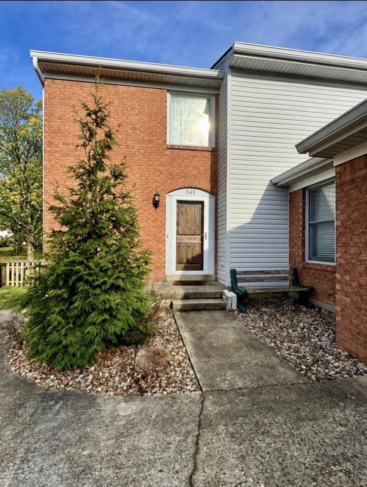 345 Stonegate Way - Photo 3 of 36