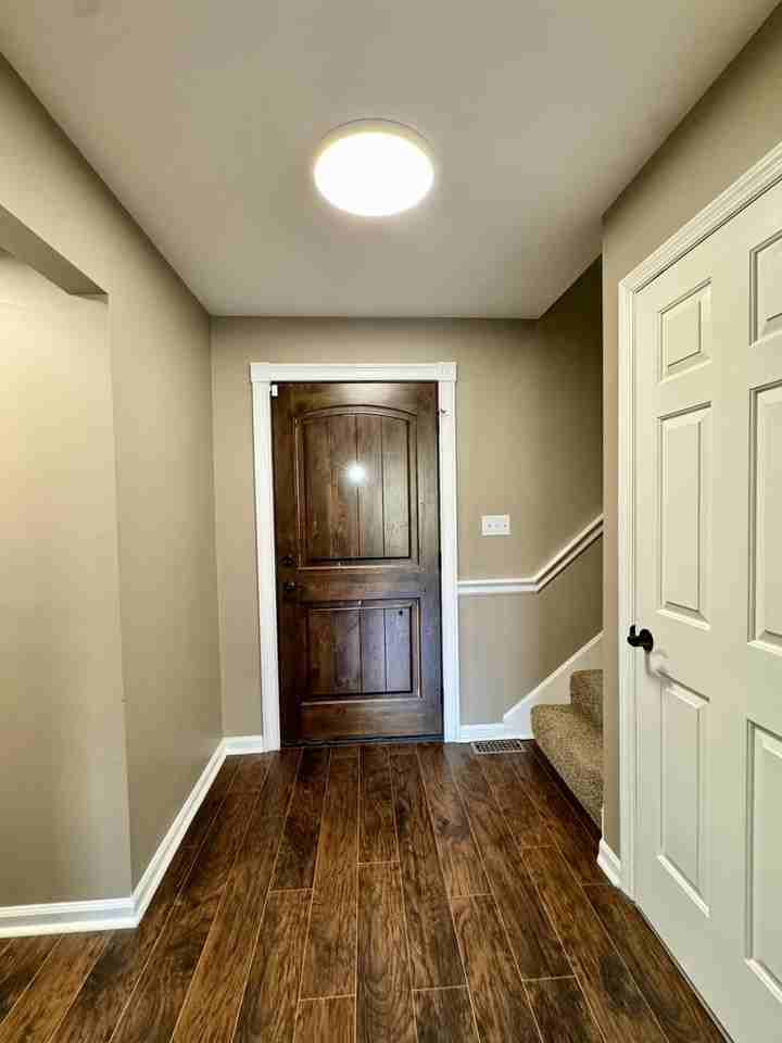 345 Stonegate Way - Photo 4 of 36