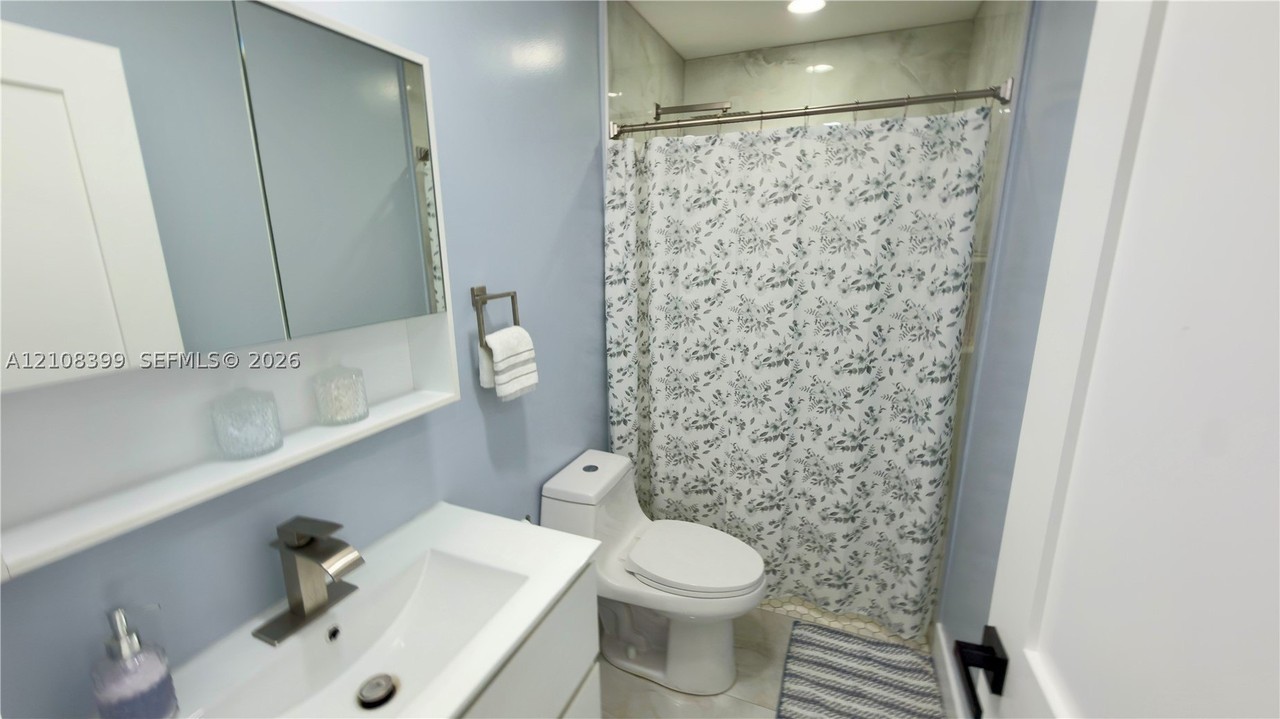 30605 Sw 152nd Ct - Photo 4 of 15