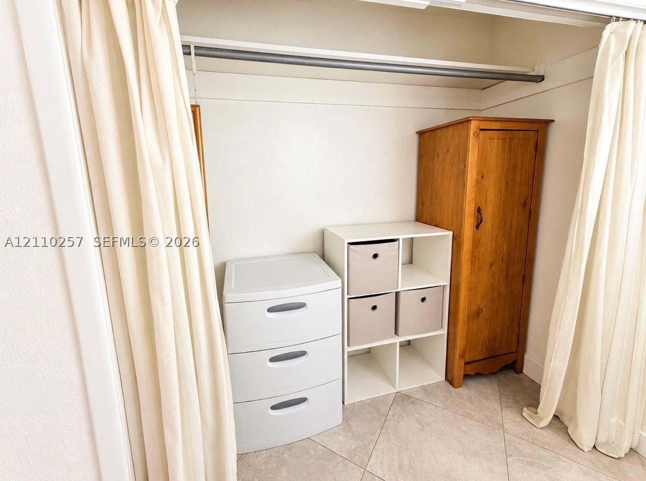 440 S Melrose Dr #1 - Photo 4 of 13