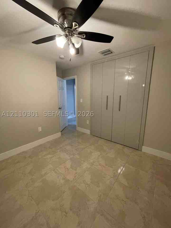 3401 Sw 99th Ave #0 - Photo 6 of 24