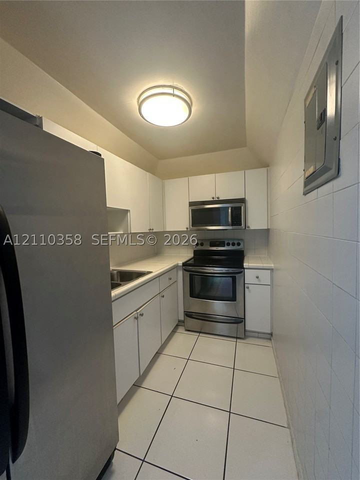 4845 Nw 7th St #301-5 - Photo 7 of 16