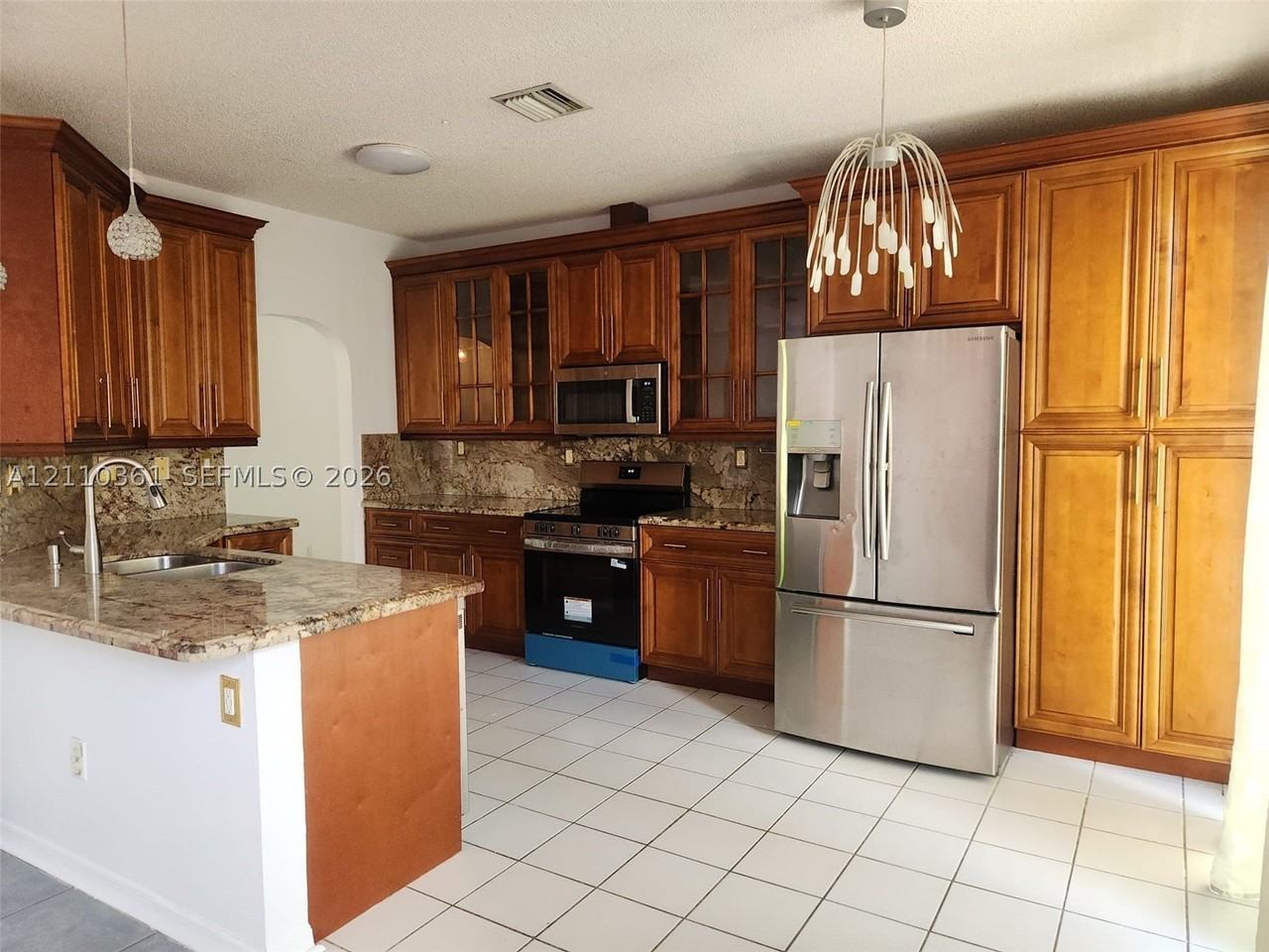 19236 Nw 14th St #19236 - Photo 4 of 13