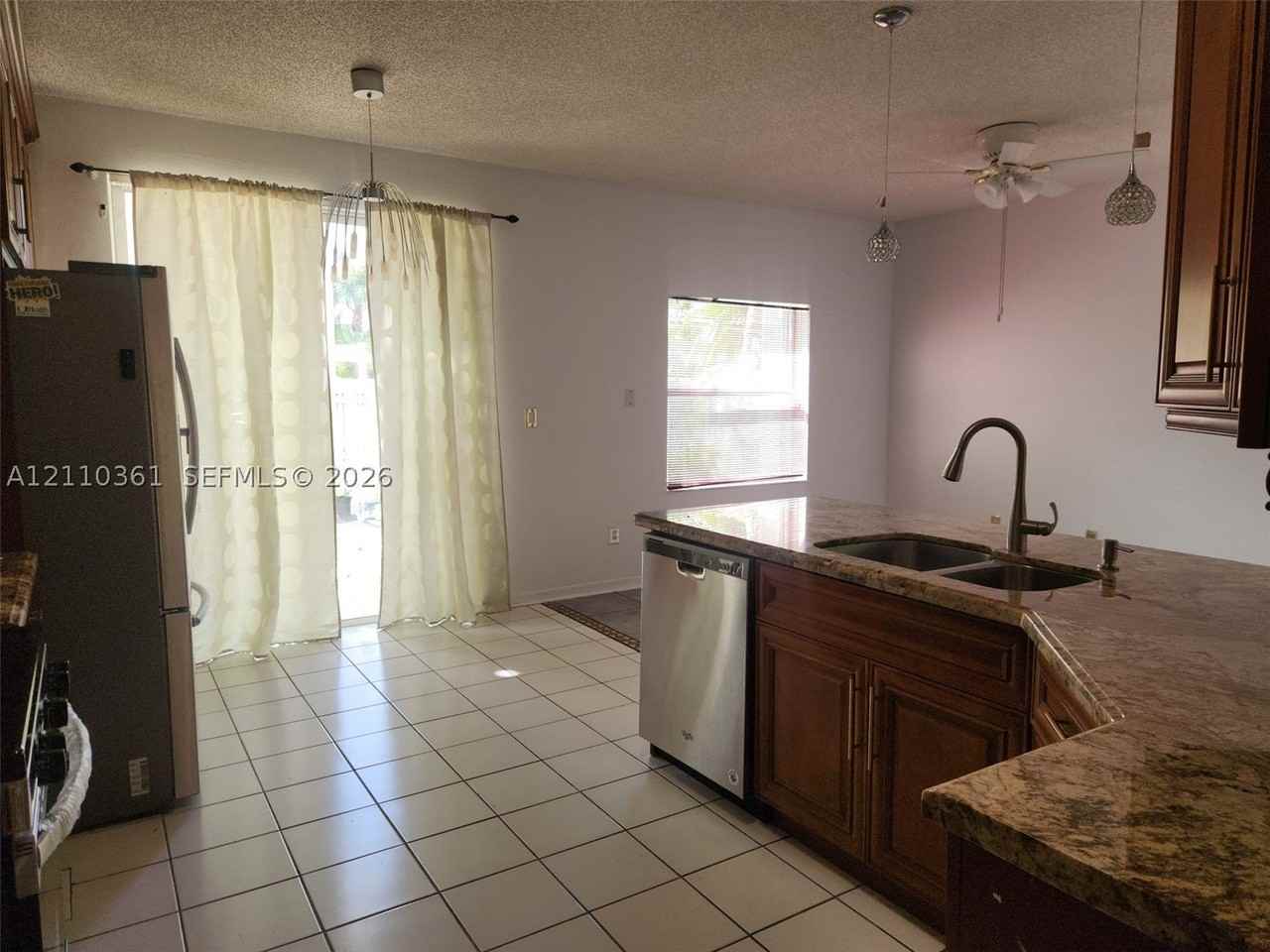 19236 Nw 14th St #19236 - Photo 5 of 13