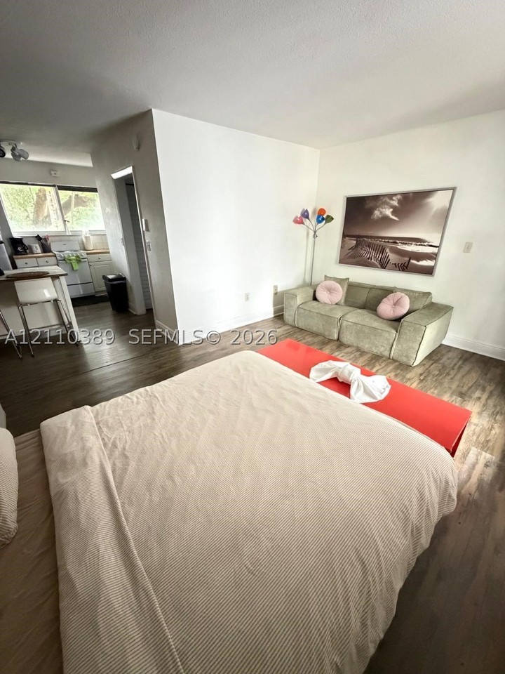 3071 Sw 27th Ave #19 - Photo 4 of 14