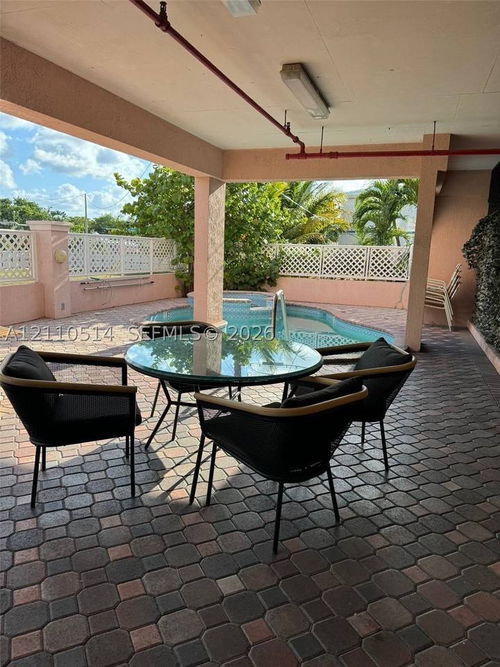 8816 Collins Ave #304 - Photo 2 of 16