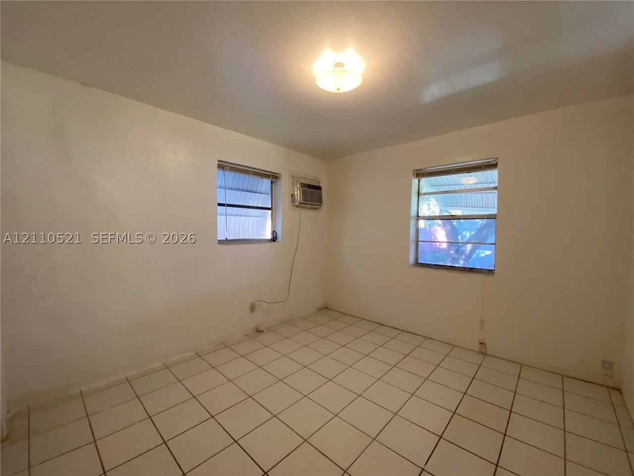 2228 Grant St #3 - Photo 7 of 10
