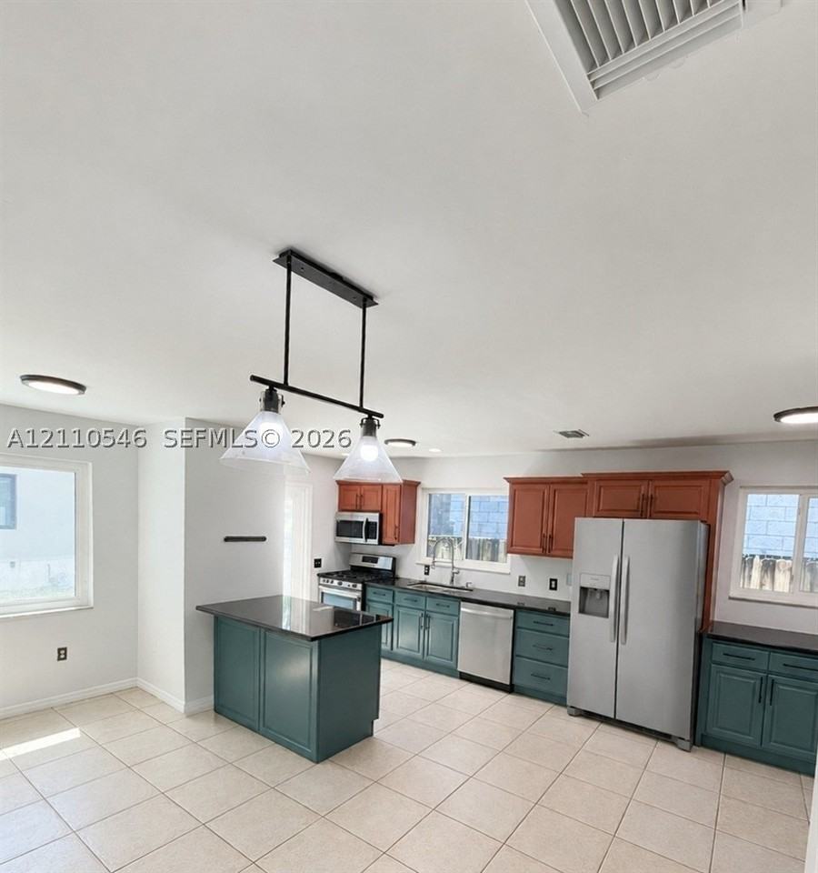 150 Nw 44th St #0 - Photo 2 of 26